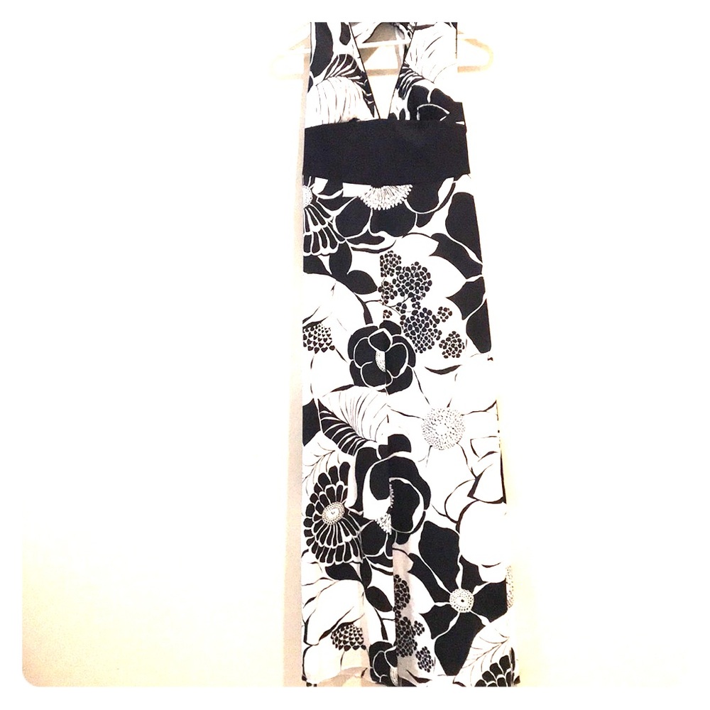 NWOT White House Black Market Dress